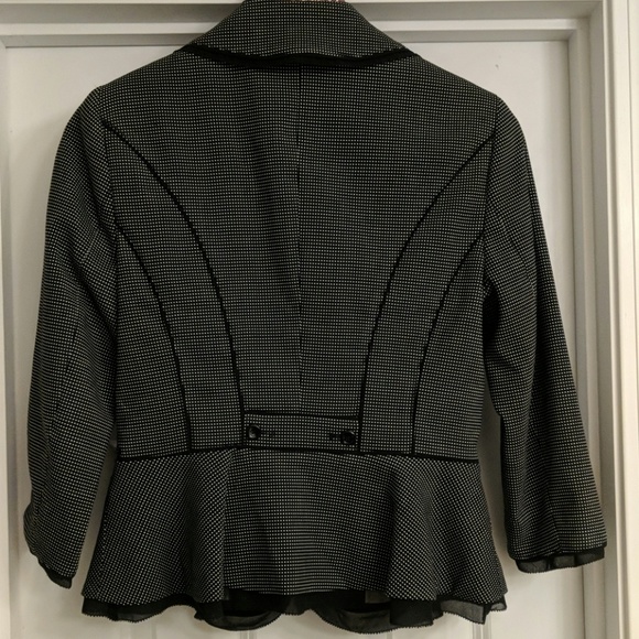 WHBM Polka dot 3/4 sleeve blazer - Picture 3 of 6